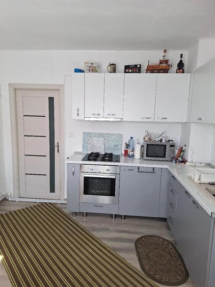 Casă cu Teren 450 Mp în Petros