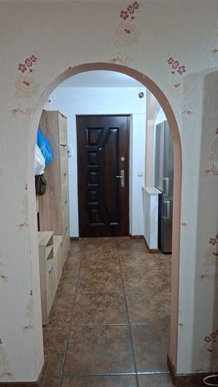 Apartament cu 2 camere nedecomandat în Românești