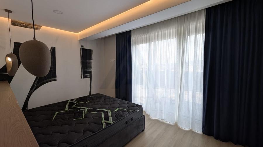 Apartament cu 4 camere decomandat, mobilat în Lazaret