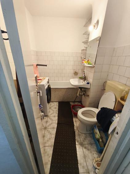 Apartament cu 2 camere decomandat în Cantacuzino