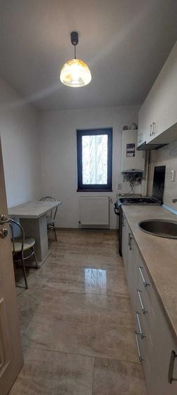 Apartament cu 2 camere decomandat în Valea Adâncă