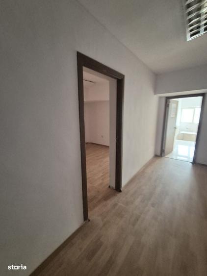 Spațiu comercial, de 400 mp, în Obor