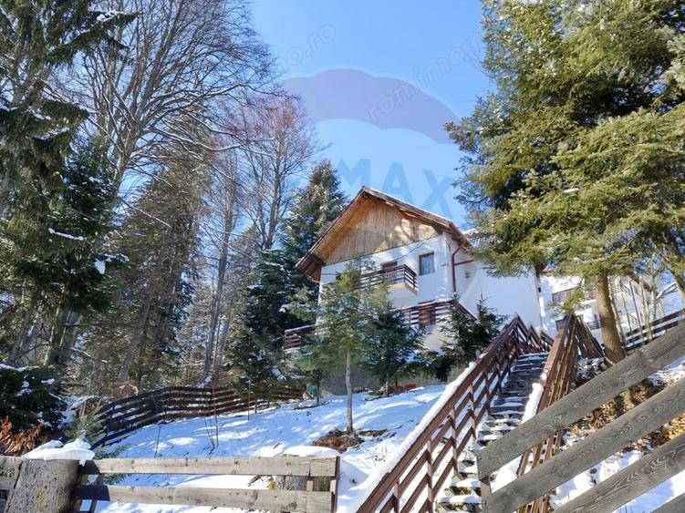 Casă cu 6 camere cu Teren 544 Mp în Cioplea