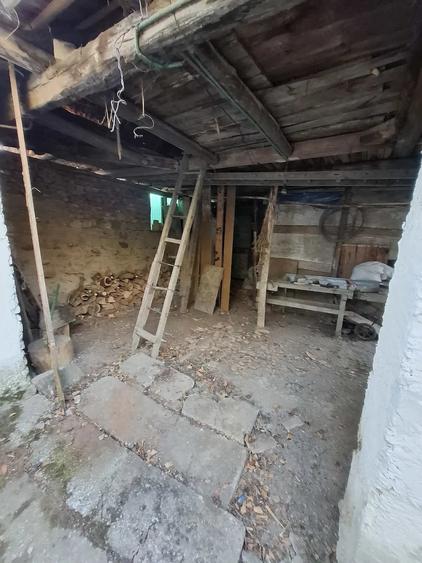 Casă cu Teren 688 Mp în Central