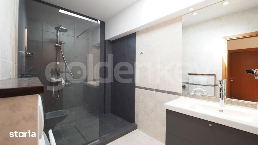 Casă cu 7 camere cu Piscina în Aviației