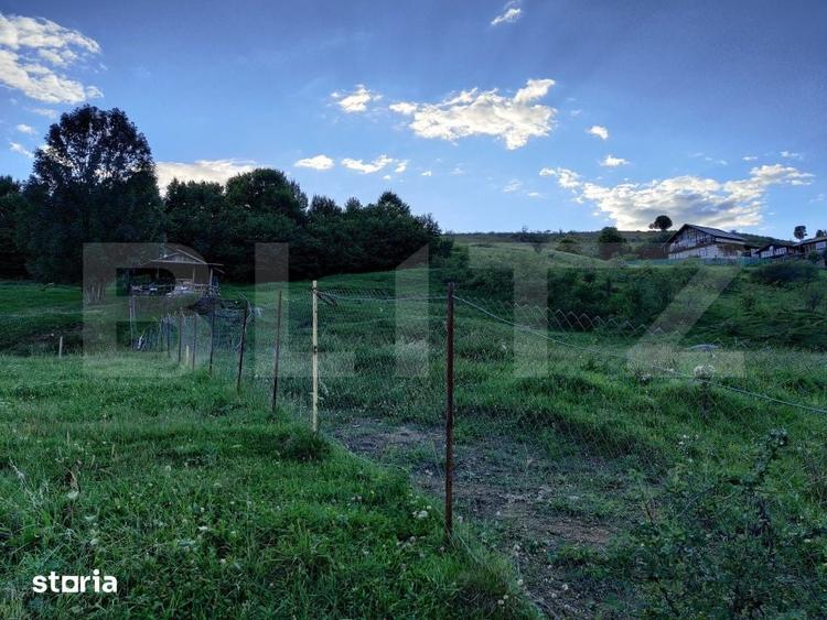 Teren de 4676 mp, în Central