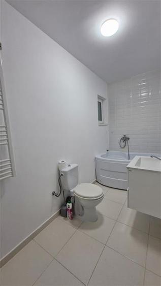 Casă cu 3 camere cu Canalizare în Bucium