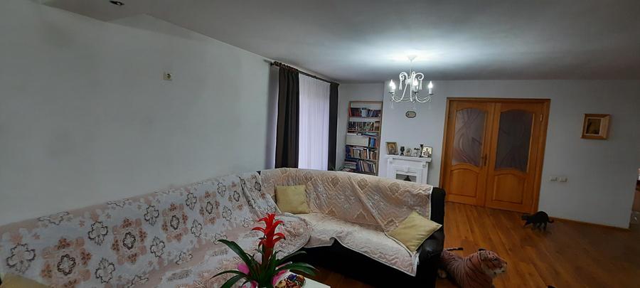 Casa frumoasa la cheie in Hudum - 8