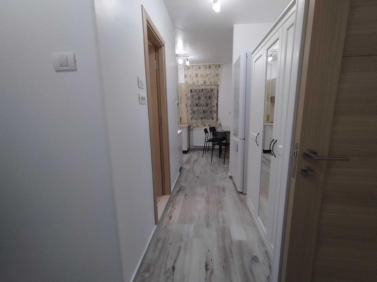 Apartament cu 2 camere semidecomandat în Ștefan cel Mare