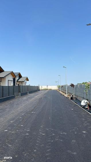 Casă cu 4 camere cu Teren 440 Mp în Frumușani