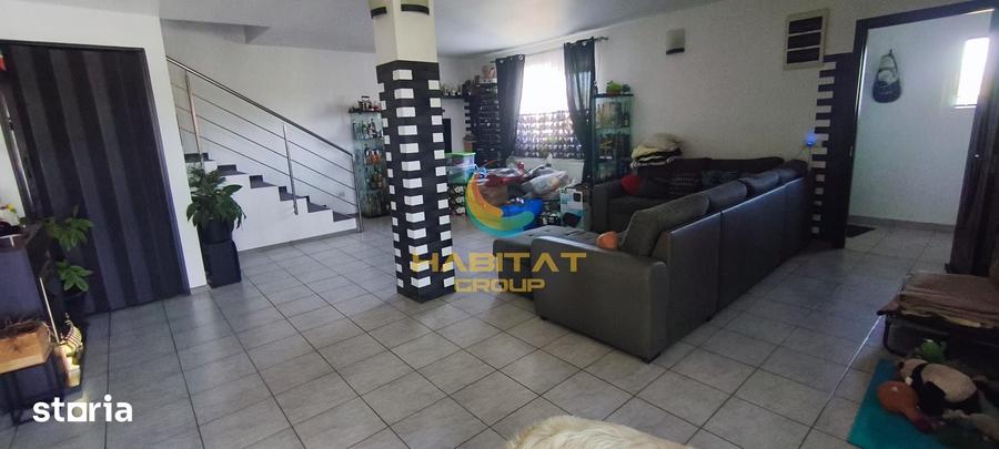 Casă cu 6 camere cu Teren 546 Mp în Adunații-Copăceni