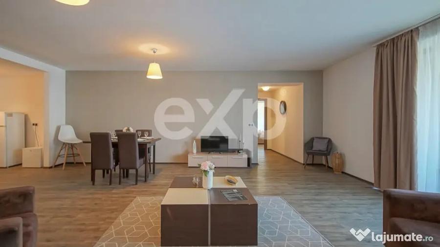 Apartament cu 3 camere decomandat în Central