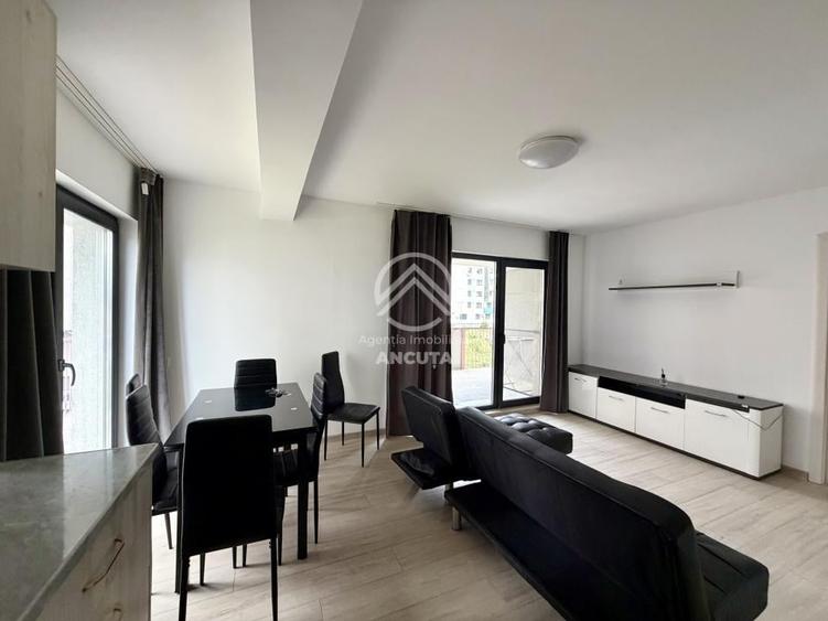 Apartament cu 3 camere decomandat în Florești