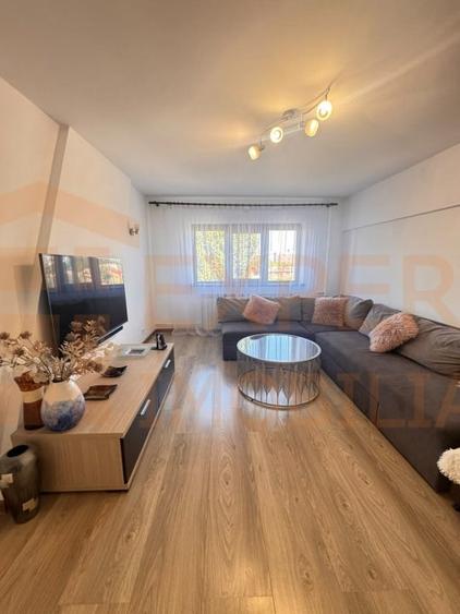 Apartament 3 camere decomandat, renovat integral, de vânzare în KM 5 – Constanța - 12