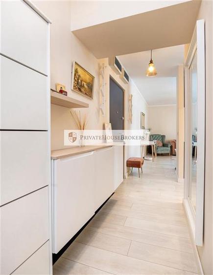 Apartament cu 2 camere semidecomandat, mobilat în Aviației