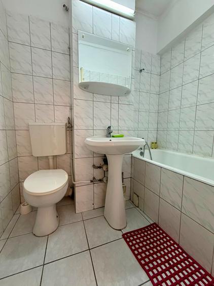 Apartament cu 2 camere semidecomandat în Tomis Mall