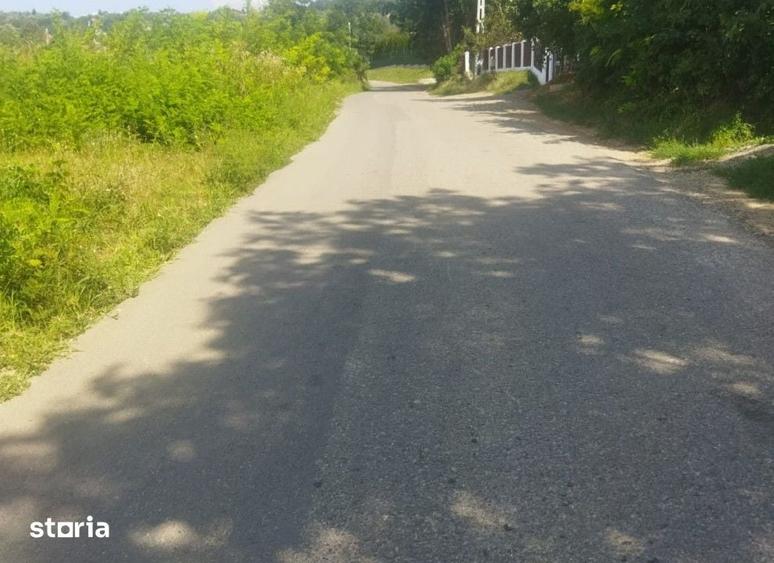 Teren de 562 mp, în Bârnova