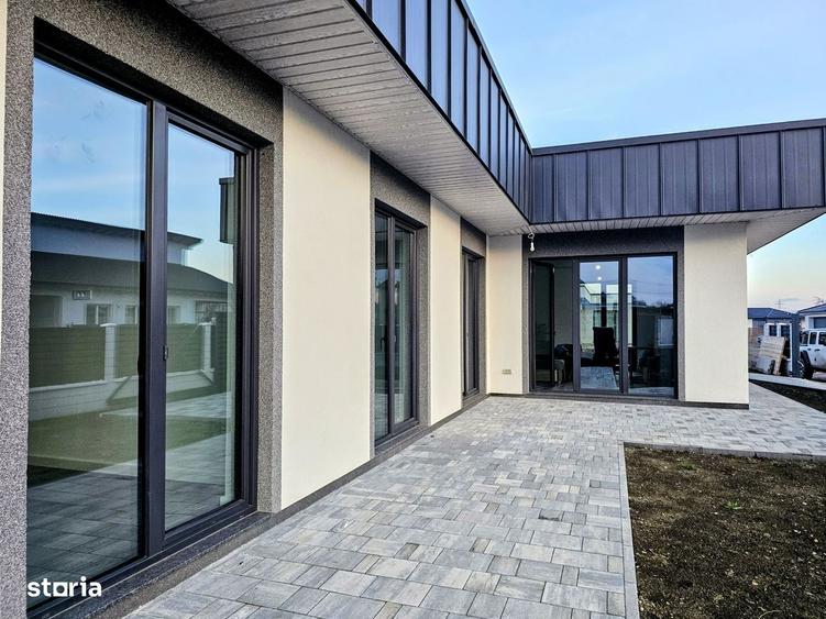 Casă cu 4 camere decomandat cu Teren 600 Mp în Hălchiu