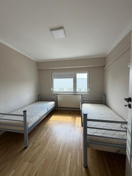 Apartament cu 3 camere decomandat în Spitalul Județean