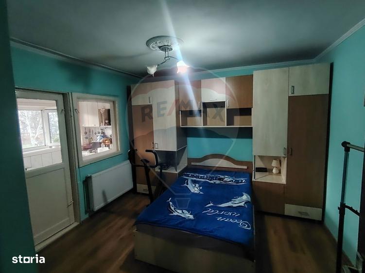 Apartament cu 2 camere decomandat, mobilat în Central
