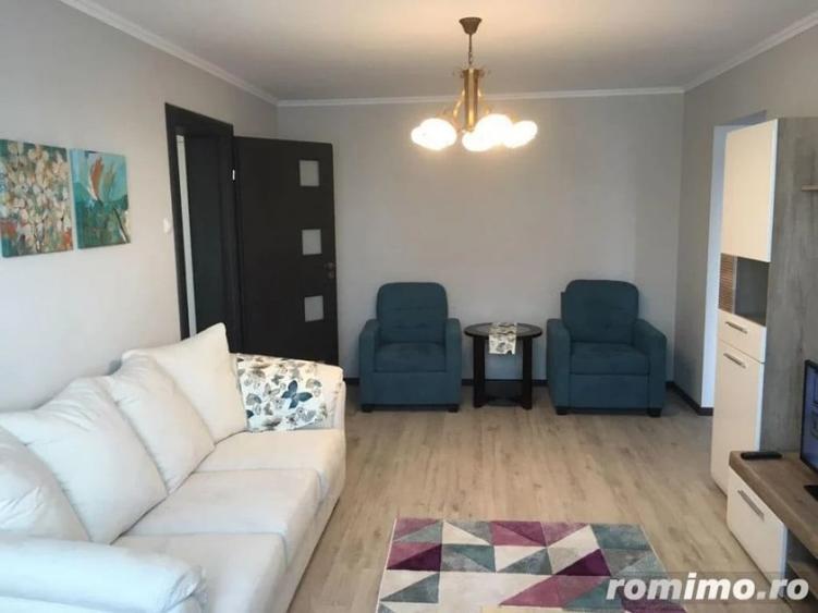 Apartament cu 2 camere semidecomandat în Politehnica