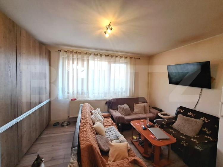 Duplex cu 4 camere cu Canalizare în Sânpetru