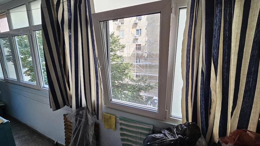 Apartament cu 3 camere semidecomandat în Iancului