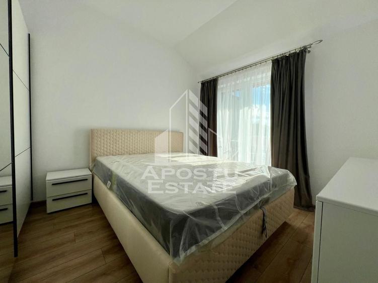 Duplex cu 4 camere cu Canalizare în Remetea Mare