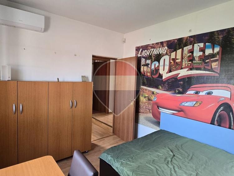 Casă individuală cu 4 camere cu Teren 273 Mp în Ferentari