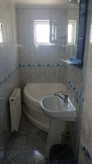 Apartament cu 2 camere semidecomandat în Micro 6