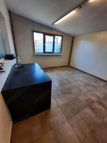 Spațiu comercial, de 200 mp, în Sicrita