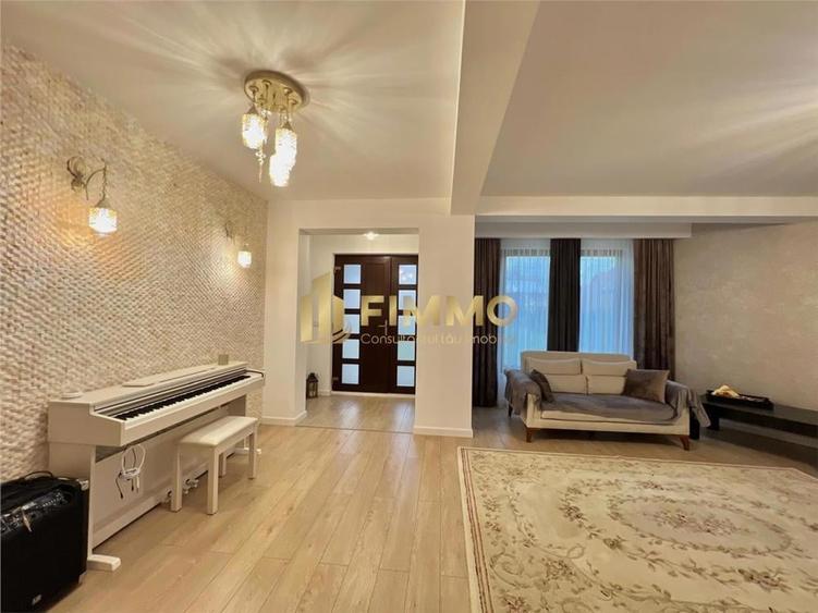 Casă cu 4 camere cu Teren 1400 Mp în Mihoveni