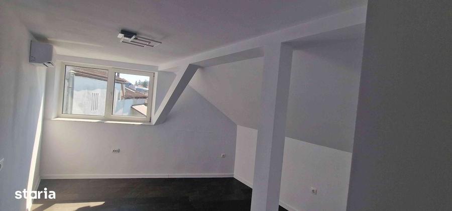 Apartament 2 camere, mansarda, zona centrala Brasov 650/luna - 4