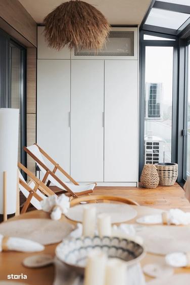 Apartament cu 3 camere semidecomandat, mobilat în Dămăroaia