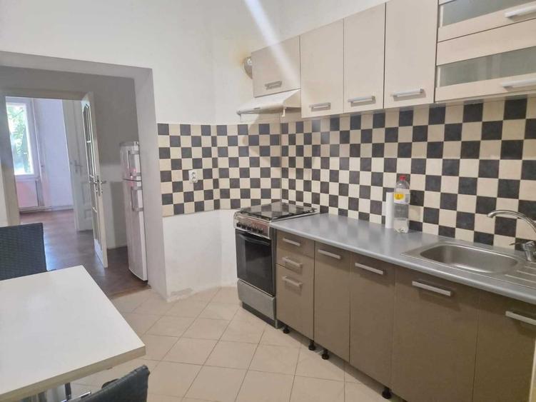 Apartament cu 2 camere semidecomandat în Neptun