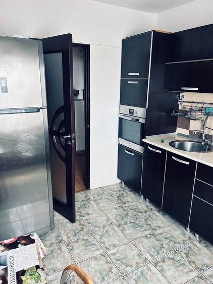 Apartament cu 2 camere decomandat în Cantacuzino