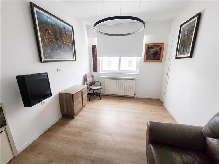Birou, de 139.30000305176 mp, în Obcini