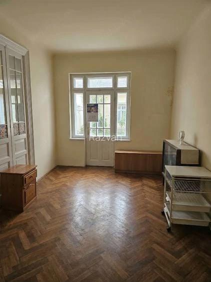 Apartament cu 5 camere semidecomandat în Ultracentral