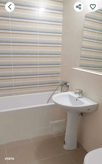 Apartament cu 4 camere semidecomandat în Ștefan cel Mare