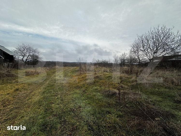 Teren de 4000 mp, în Câlnic