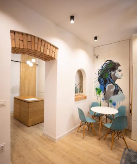 Apartament cu 3 camere semidecomandat în Semicentral