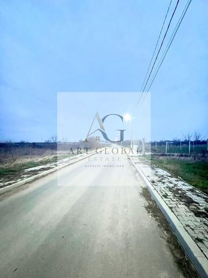 Teren Construcții intravilan de 500 mp, în Zurbaua