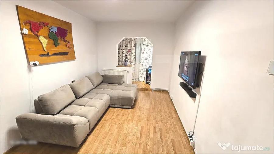 Apartament de vanzare, decomandat, 45 mp utili, 2 balcoane, - 10