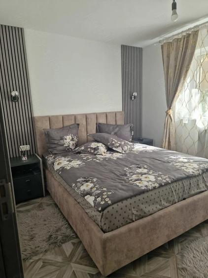 Apartament cu 2 camere semidecomandat în Cetate