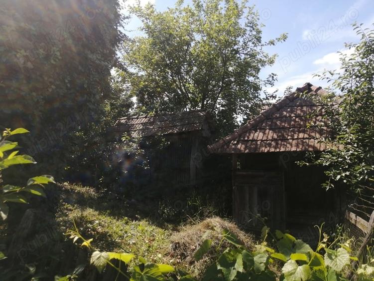 Casă cu 3 camere în Sărmășel