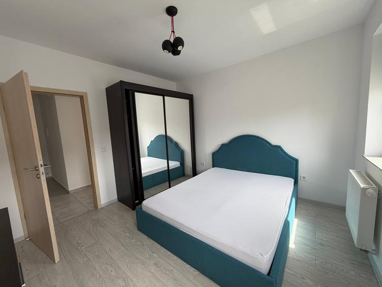 Vanzare apartament 2 camere in Tractorul zona Coresi - 5