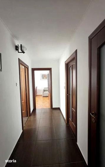 Apartament cu 2 camere decomandat în Titan