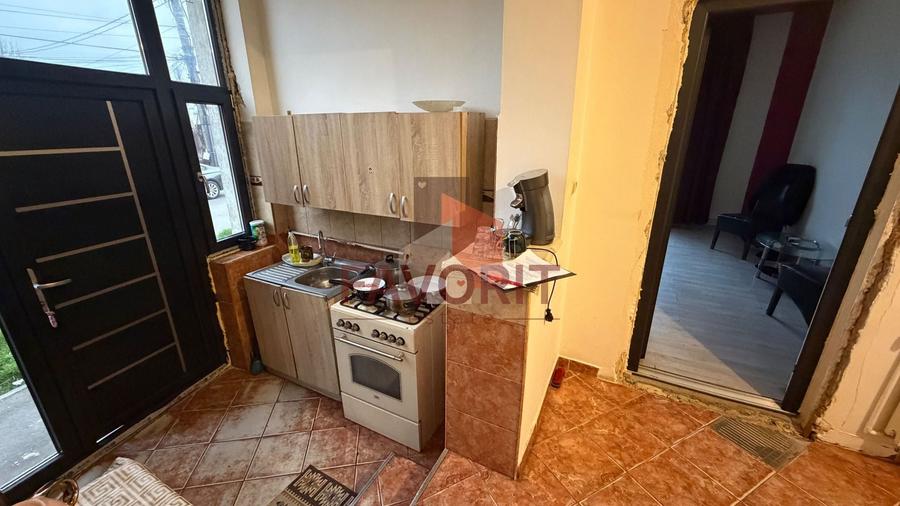 Casă individuală cu 3 camere cu Canalizare în Lunei