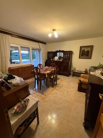 Apartament cu 4 camere semidecomandat, mobilat în Ultracentral