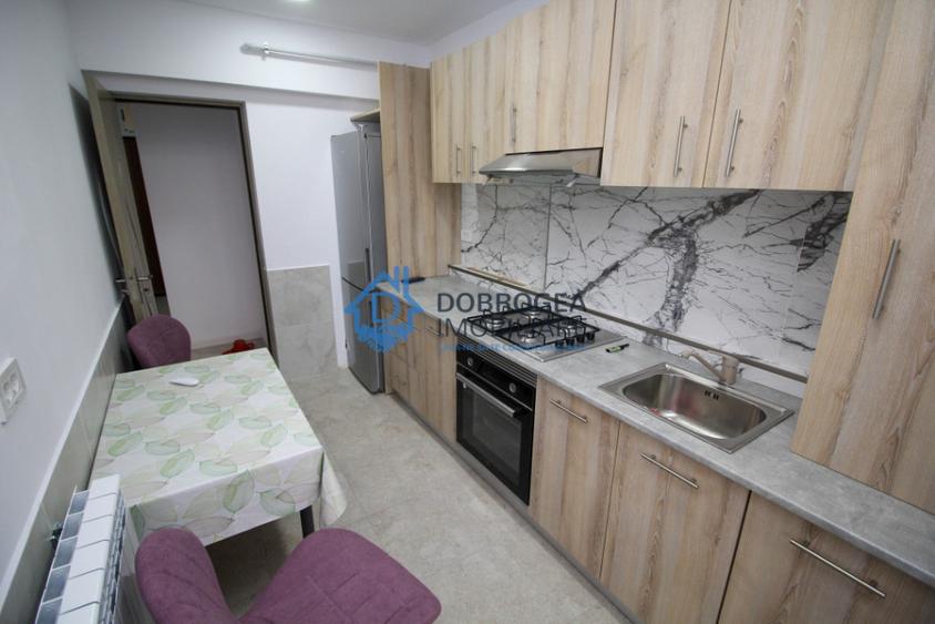 Apartament cu 2 camere decomandat în Păcii